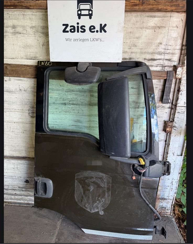MAN TGS EU6 Beifahrertür Spiegel Innenverkleidung LN 80 - Porta e peças de Caminhão: foto 1 MAN TGS EU6 Beifahrertür Spiegel Innenverkleidung LN 80 - Porta e peças de Caminhão: foto 1