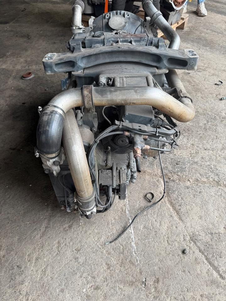 MAN TGX EU 6 Tipmatic Getriebe - Caixa de câmbio de Caminhão: foto 4 MAN TGX EU 6 Tipmatic Getriebe - Caixa de câmbio de Caminhão: foto 4