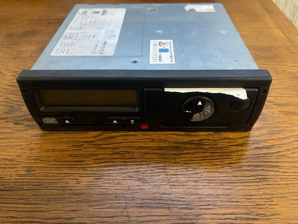 MAN TGX TGS TGA TGL Tachograph 81.27101-6569 - Tacógrafo de Caminhão: foto 1 MAN TGX TGS TGA TGL Tachograph 81.27101-6569 - Tacógrafo de Caminhão: foto 1