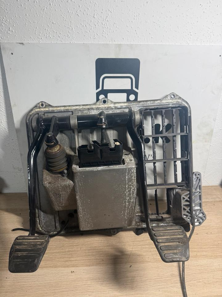 MAN WABCO Fußbremsventil 4800200260 - Peças de freio de Caminhão: foto 4 MAN WABCO Fußbremsventil 4800200260 - Peças de freio de Caminhão: foto 4