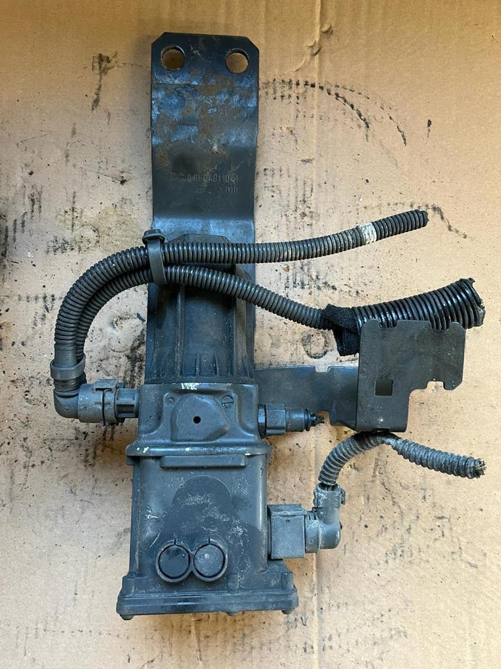 Mercedes Actros MP4 AdBlue Pumpe A0001405578 - Bomba de combustivel de Caminhão: foto 1 Mercedes Actros MP4 AdBlue Pumpe A0001405578 - Bomba de combustivel de Caminhão: foto 1