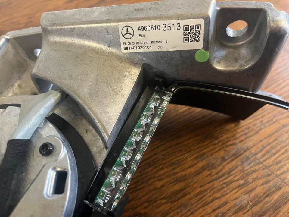 Mercedes Actros MP5 Seitenspiegel Außenspiegel rechts A9608103513 - Espelho retrovisor de Caminhão: foto 3 Mercedes Actros MP5 Seitenspiegel Außenspiegel rechts A9608103513 - Espelho retrovisor de Caminhão: foto 3
