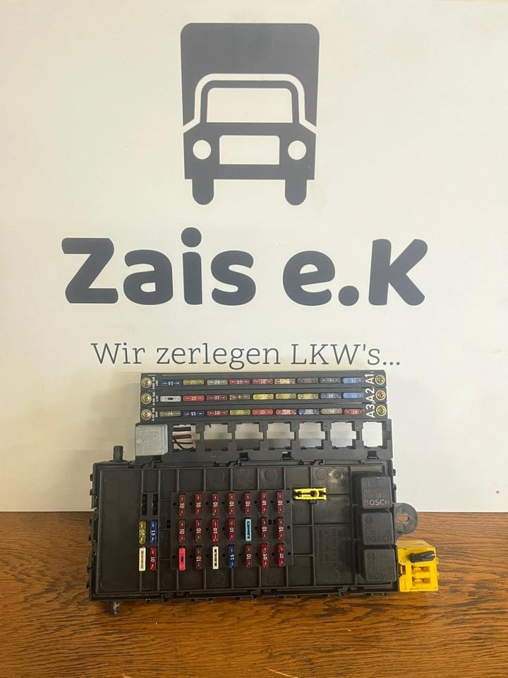Mercedes Atego 1 Sicherungskasten 0005439615 - Fusível: foto 1 Mercedes Atego 1 Sicherungskasten 0005439615 - Fusível: foto 1