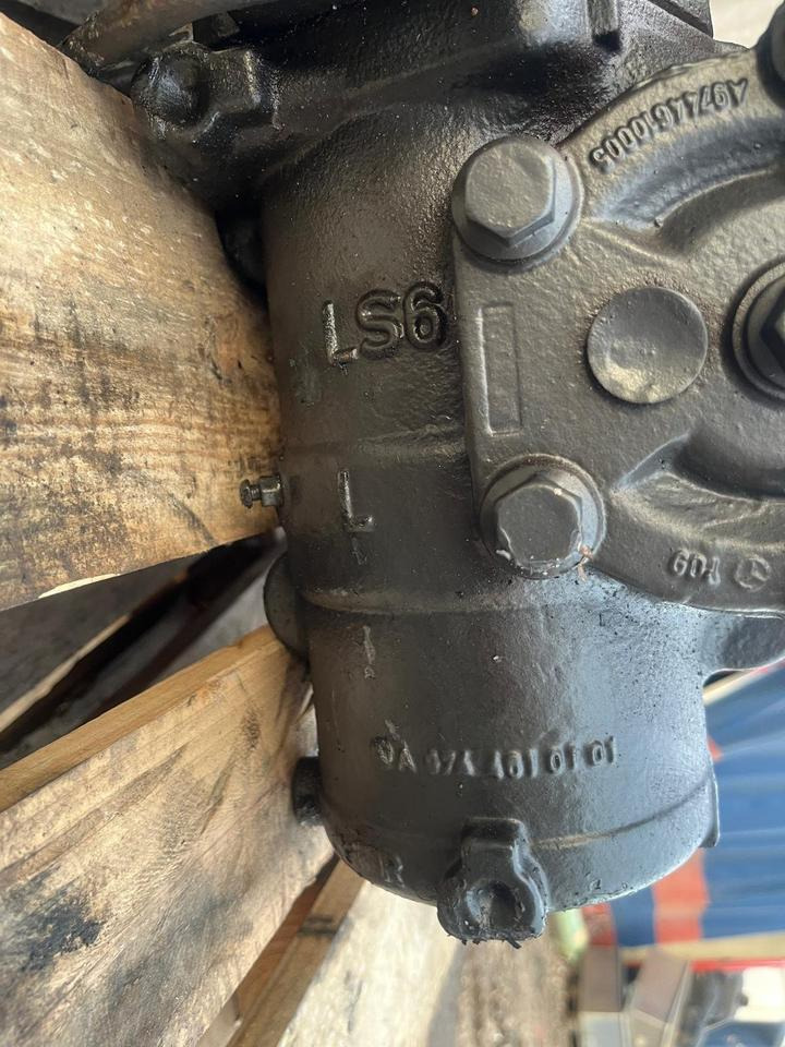 Mercedes Atego Lenkung Lenkgetriebe LS6 A9744610101 - Caixa de direção de Caminhão: foto 4 Mercedes Atego Lenkung Lenkgetriebe LS6 A9744610101 - Caixa de direção de Caminhão: foto 4