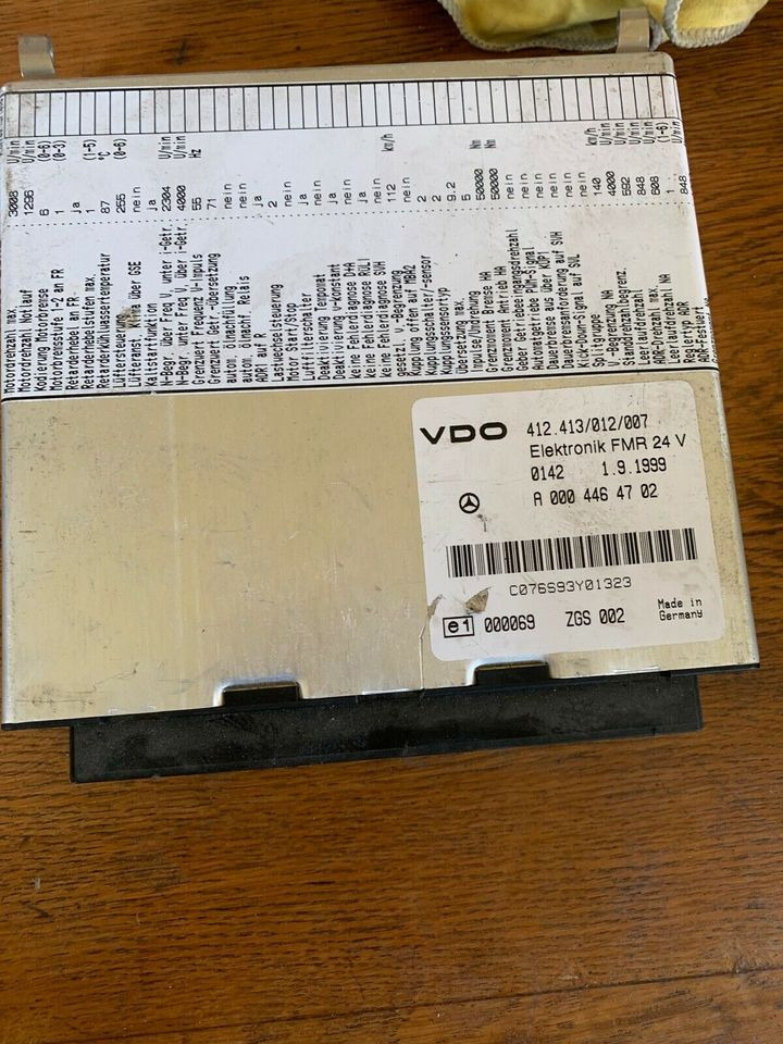 Mercedes Atego VDO Elektronik FMR Steuergerät A 000 446 47 02 - Centralina electrónica de Caminhão: foto 1 Mercedes Atego VDO Elektronik FMR Steuergerät A 000 446 47 02 - Centralina electrónica de Caminhão: foto 1