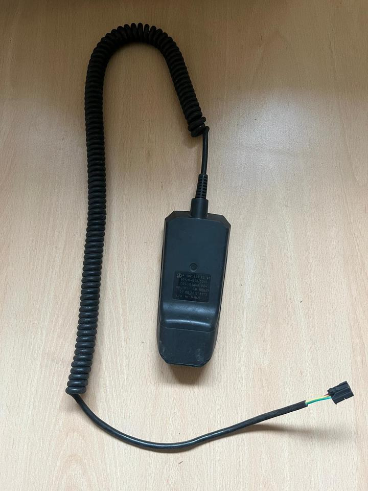 Mercedes MP4 Bediengerät Fernbedienung Luftfederung A0028208297 - Suspensão a ar de Caminhão: foto 3 Mercedes MP4 Bediengerät Fernbedienung Luftfederung A0028208297 - Suspensão a ar de Caminhão: foto 3
