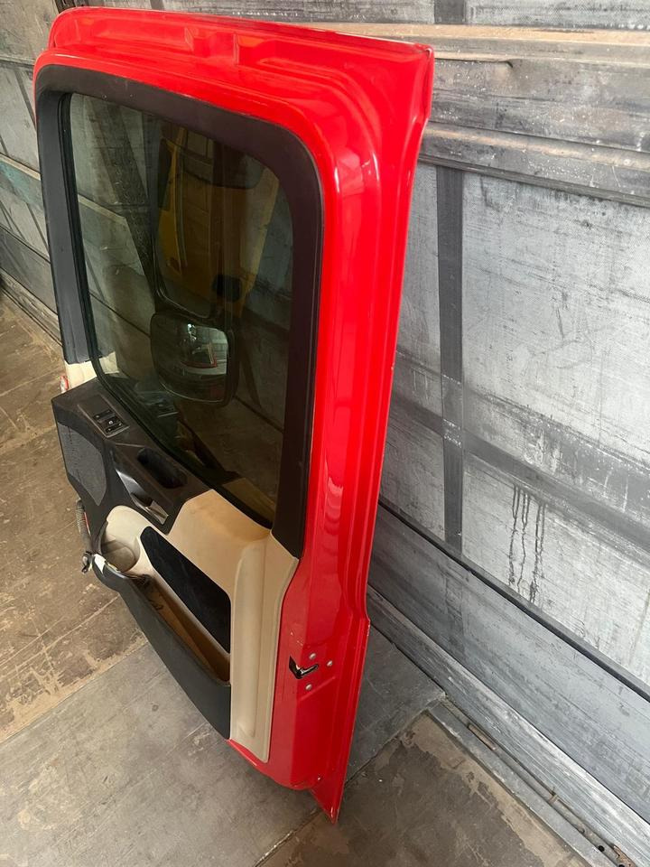 Peça de reposição ACTROS MP4 Beifahrertür, Rot, Spiegel, Innenverkleidung TN005: foto 6 Peça de reposição ACTROS MP4 Beifahrertür, Rot, Spiegel, Innenverkleidung TN005: foto 6