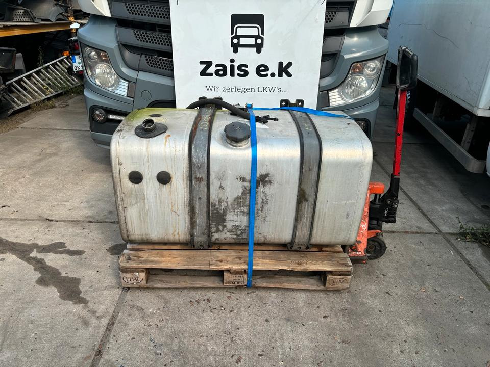 MAN TGX Tank Dieseltank Ca. 320 Lit + Adblue Ca. 75 Lit ETN24 - Peça de reposição: foto 1 MAN TGX Tank Dieseltank Ca. 320 Lit + Adblue Ca. 75 Lit ETN24 - Peça de reposição: foto 1