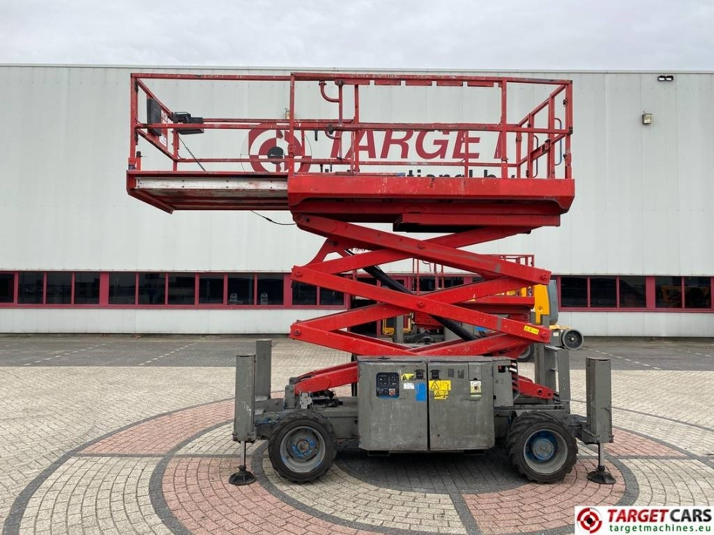 Genie GS-2669RT Diesel 4x4 Scissor 2669 Work Lift 1000cm - Plataforma de Tijera/ Plataforma de tesoura: foto 5 Genie GS-2669RT Diesel 4x4 Scissor 2669 Work Lift 1000cm - Plataforma de Tijera/ Plataforma de tesoura: foto 5
