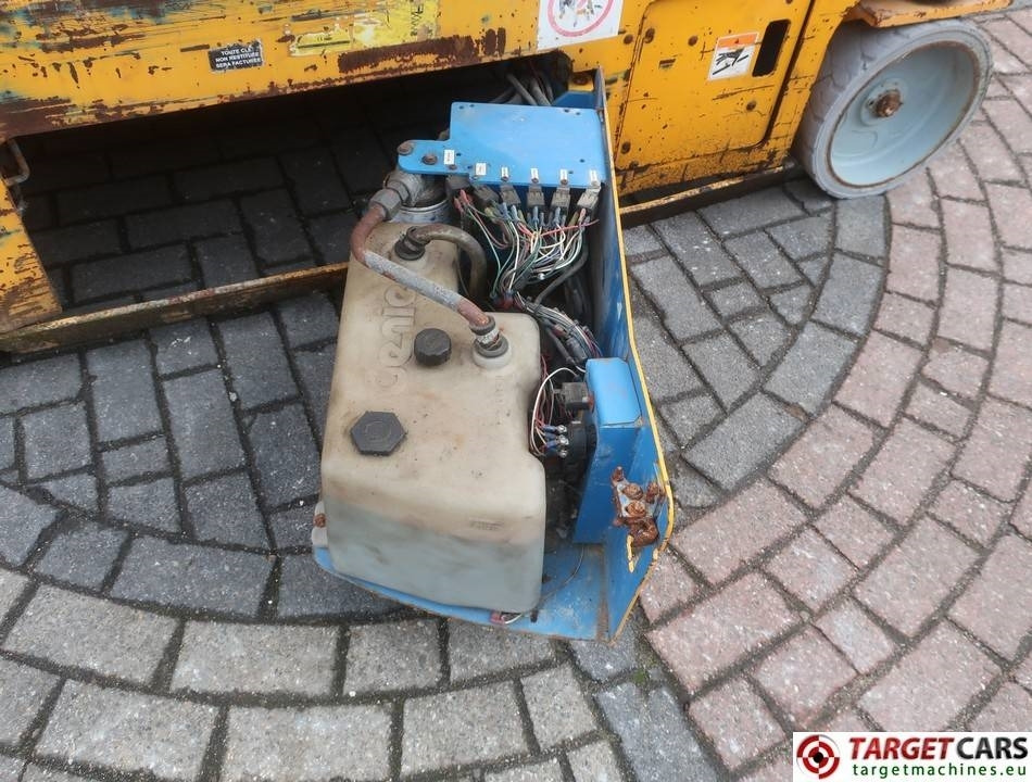 Plataforma de Tijera/ Plataforma de tesoura Genie GS-3246 Electric Scissor Work Lift 1175cm DEFECT: foto 7