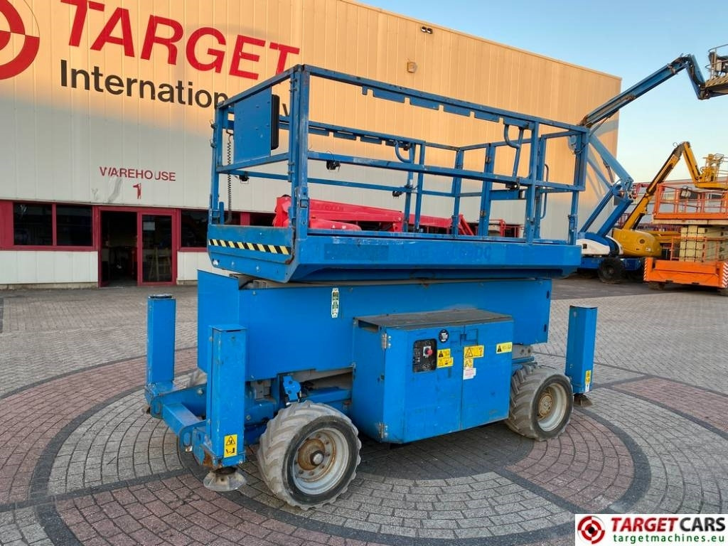 Genie GS-4069 DC Electric GS4069 Scissor WorkLift 1412cm - Plataforma de Tijera/ Plataforma de tesoura: foto 1 Genie GS-4069 DC Electric GS4069 Scissor WorkLift 1412cm - Plataforma de Tijera/ Plataforma de tesoura: foto 1
