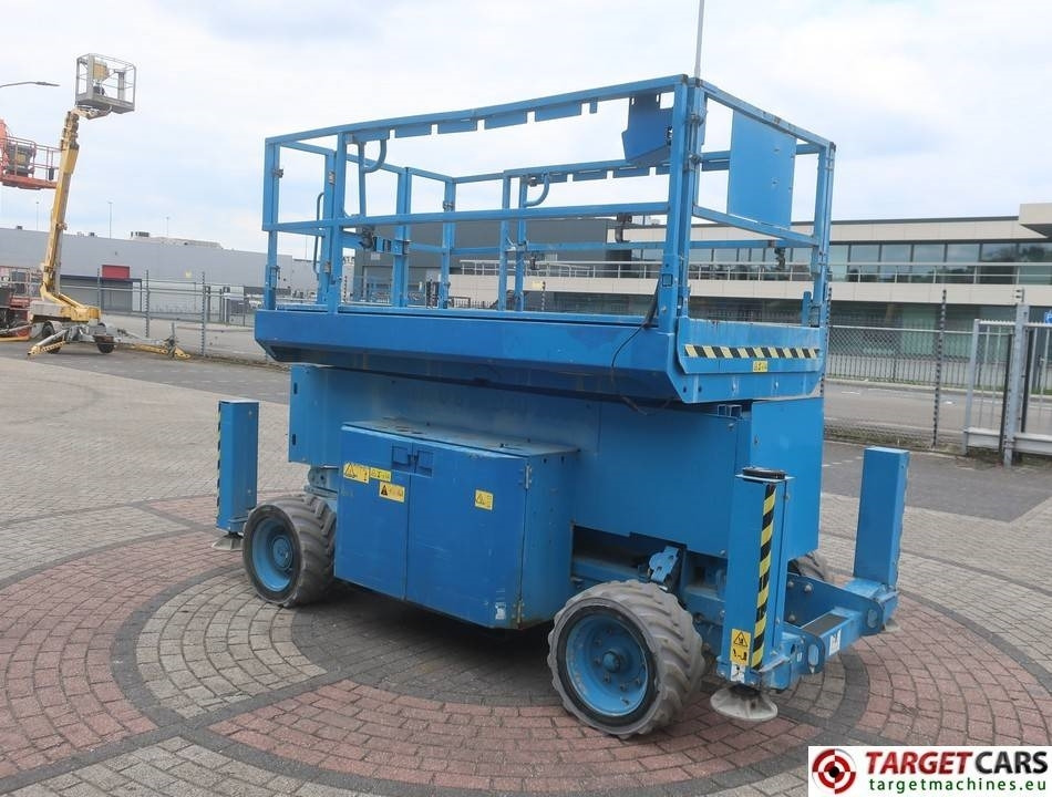 Genie GS-4069DC Electric 4069 Scissor Work Lift 1412cm - Plataforma de Tijera/ Plataforma de tesoura: foto 2 Genie GS-4069DC Electric 4069 Scissor Work Lift 1412cm - Plataforma de Tijera/ Plataforma de tesoura: foto 2