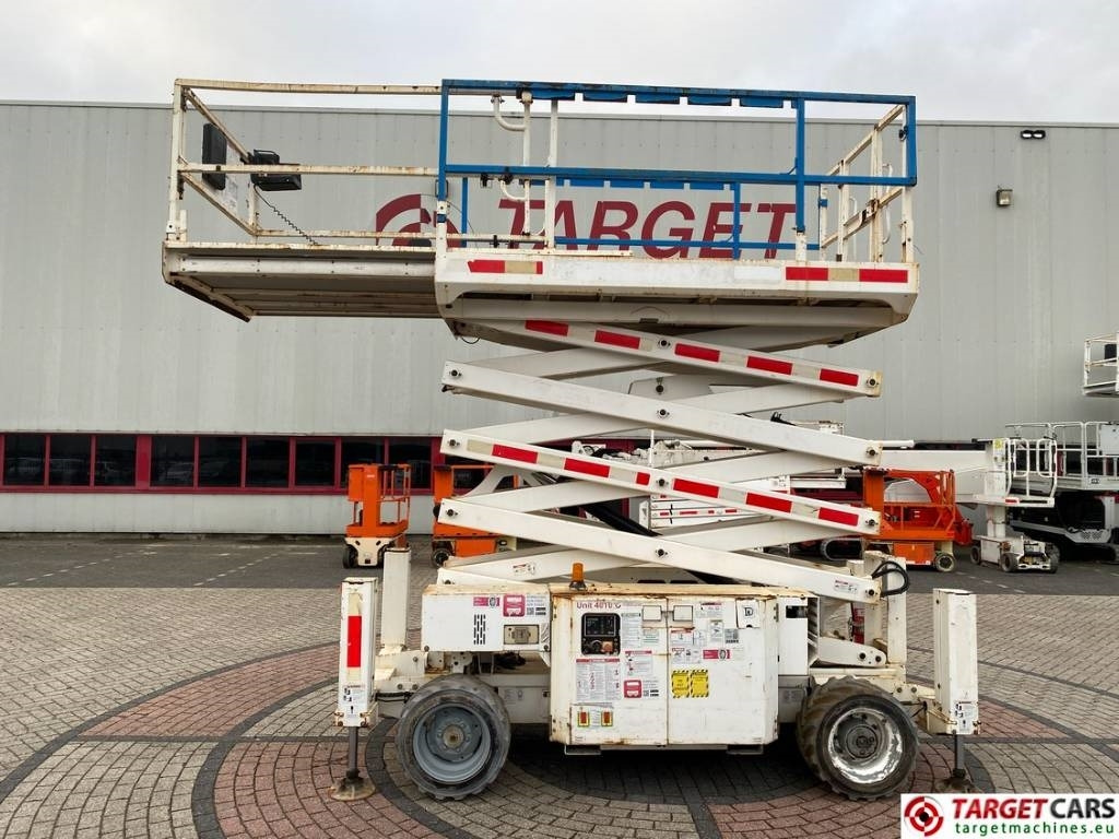 Genie GS-4069RT Diesel 4x4 Scissor Work Lift 1412cm - Plataforma de Tijera/ Plataforma de tesoura: foto 5 Genie GS-4069RT Diesel 4x4 Scissor Work Lift 1412cm - Plataforma de Tijera/ Plataforma de tesoura: foto 5