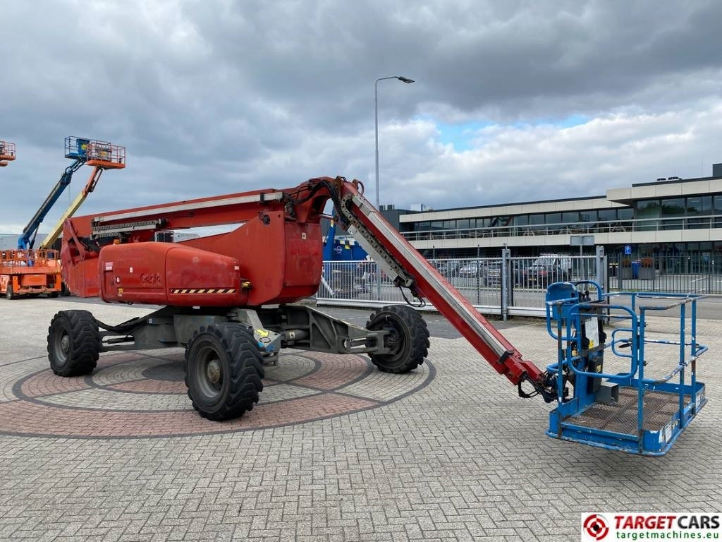 Genie Z-135/70 Articulated 4x4x4 Diesel Boom Lift 4315cm - Plataforma articulada: foto 2 Genie Z-135/70 Articulated 4x4x4 Diesel Boom Lift 4315cm - Plataforma articulada: foto 2