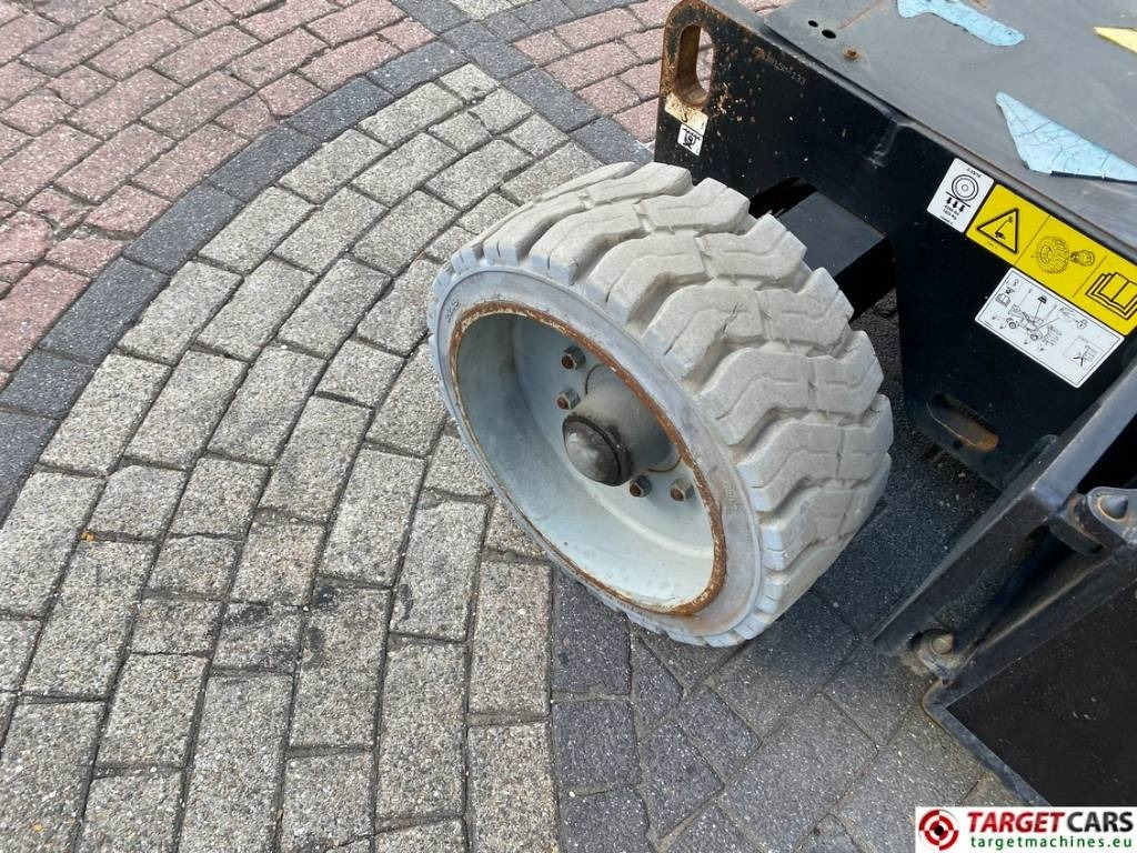 Plataforma articulada Genie Z-33/18 Electric Articulated Boom Work Lift 1200cm: foto 23 Plataforma articulada Genie Z-33/18 Electric Articulated Boom Work Lift 1200cm: foto 23