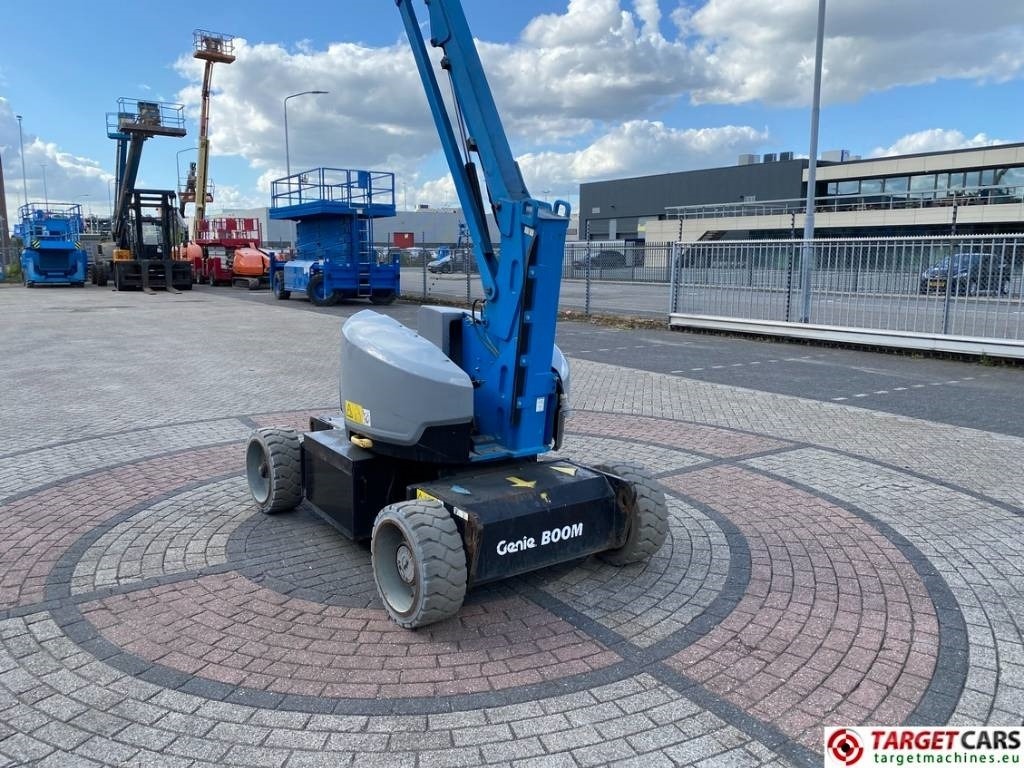 Plataforma articulada Genie Z-33/18 Electric Articulated Boom Work Lift 1200cm: foto 27 Plataforma articulada Genie Z-33/18 Electric Articulated Boom Work Lift 1200cm: foto 27