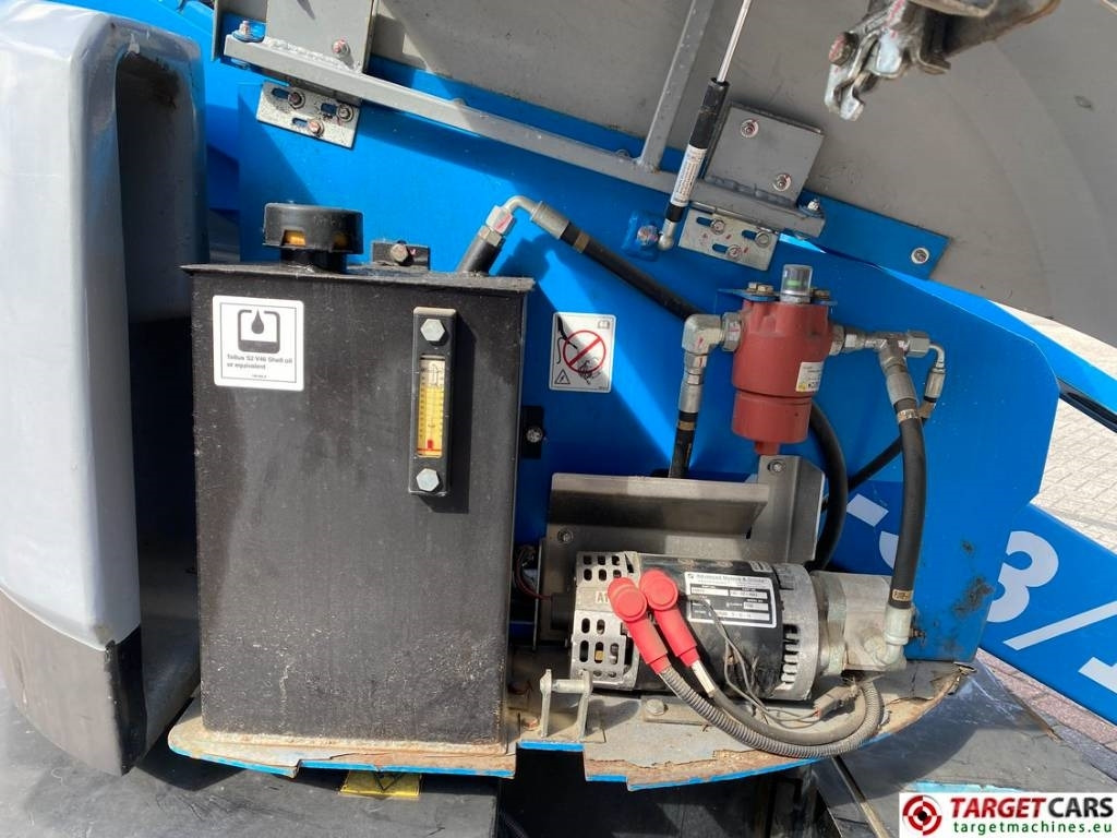 Plataforma articulada Genie Z-33/18 Electric Articulated Boom Work Lift 1200cm: foto 13 Plataforma articulada Genie Z-33/18 Electric Articulated Boom Work Lift 1200cm: foto 13