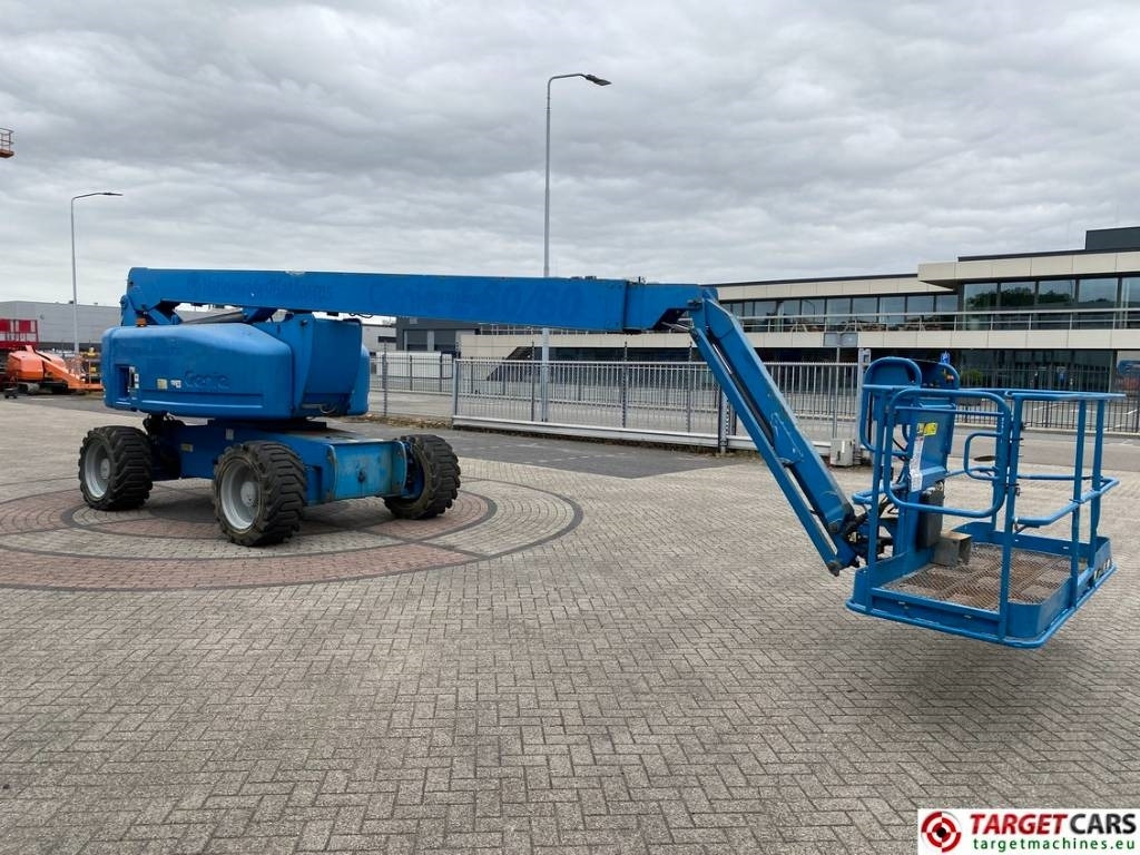 Genie Z-80/60 Articulated 4x4x4 Diesel Boom Lift 2577cm - Plataforma articulada: foto 2 Genie Z-80/60 Articulated 4x4x4 Diesel Boom Lift 2577cm - Plataforma articulada: foto 2