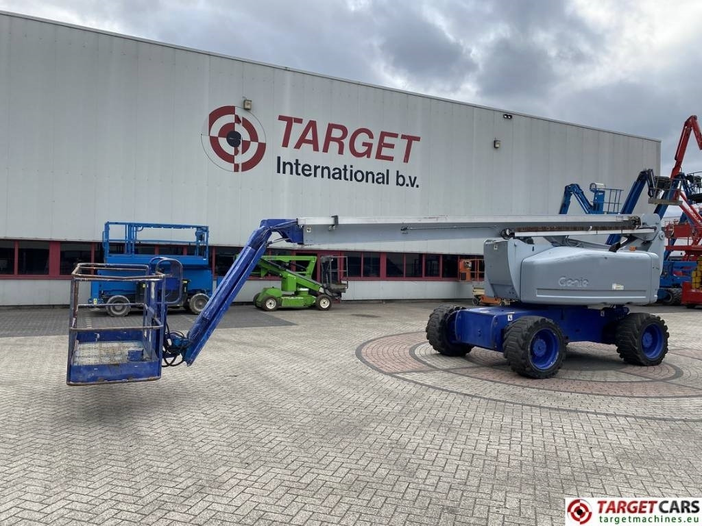 Genie Z-80/60 Articulated 4x4x4 Diesel Boom Lift 2577cm - Plataforma articulada: foto 1 Genie Z-80/60 Articulated 4x4x4 Diesel Boom Lift 2577cm - Plataforma articulada: foto 1