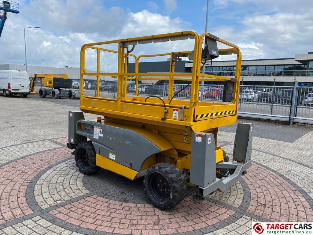 Haulotte Compact 10DX Diesel 4x4 Scissor Work Lift 1015cm  - Plataforma de Tijera/ Plataforma de tesoura: foto 2 Haulotte Compact 10DX Diesel 4x4 Scissor Work Lift 1015cm  - Plataforma de Tijera/ Plataforma de tesoura: foto 2