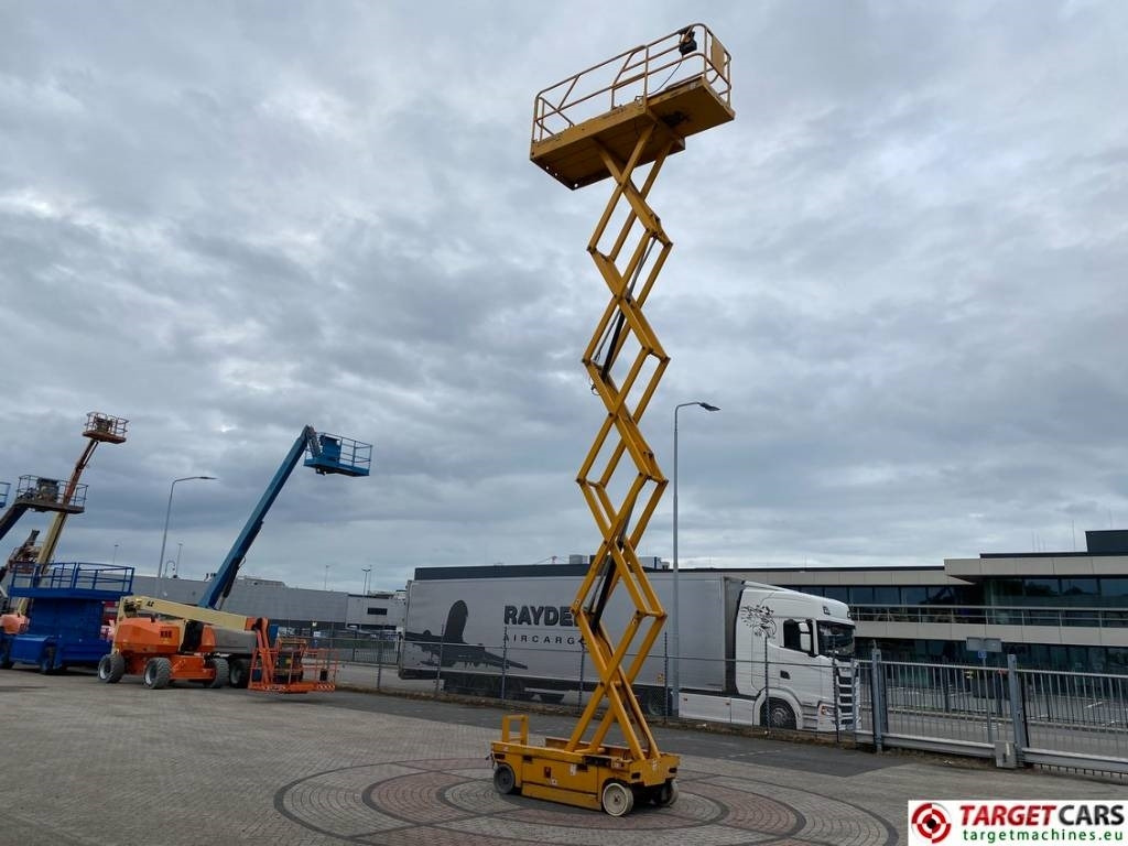 Plataforma de Tijera/ Plataforma de tesoura Haulotte Compact 12 Electric Scissor Work Lift 1200cm: foto 7