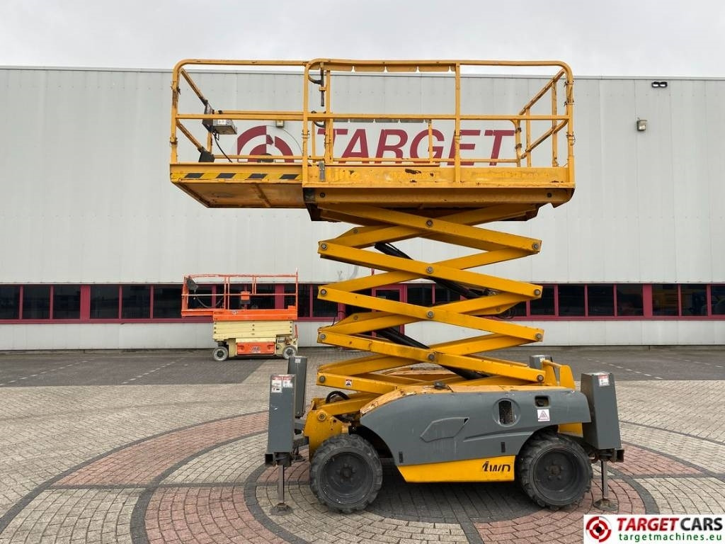 Haulotte Compact 12DX Diesel 4x4 Scissor Work Lift 1206cm - Plataforma de Tijera/ Plataforma de tesoura: foto 5 Haulotte Compact 12DX Diesel 4x4 Scissor Work Lift 1206cm - Plataforma de Tijera/ Plataforma de tesoura: foto 5