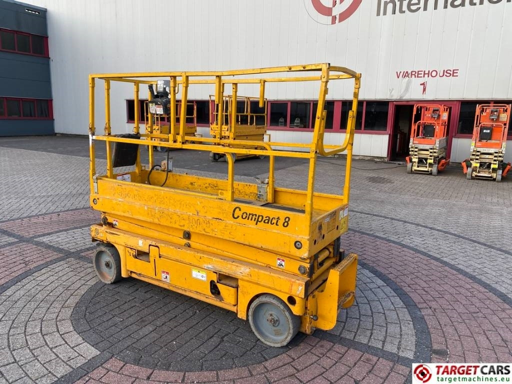 Haulotte Compact 8 Electric Scissor Work Lift 818cm - Plataforma de Tijera/ Plataforma de tesoura: foto 4 Haulotte Compact 8 Electric Scissor Work Lift 818cm - Plataforma de Tijera/ Plataforma de tesoura: foto 4