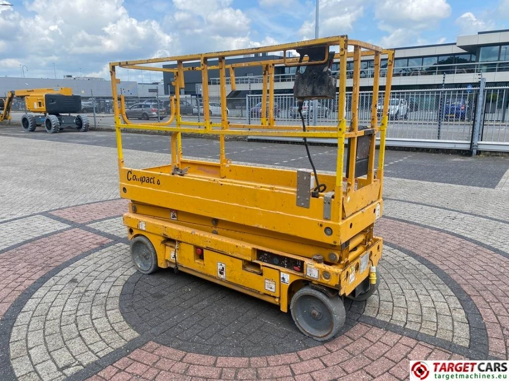 Haulotte Compact 8 Electric Scissor Work Lift 818cm - Plataforma de Tijera/ Plataforma de tesoura: foto 2 Haulotte Compact 8 Electric Scissor Work Lift 818cm - Plataforma de Tijera/ Plataforma de tesoura: foto 2