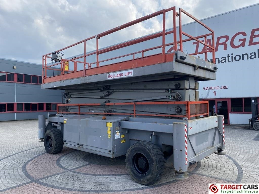 Holland Lift Combistar M-250DL27 diesel scissor worklift 27.20M  - Plataforma de Tijera/ Plataforma de tesoura: foto 4 Holland Lift Combistar M-250DL27 diesel scissor worklift 27.20M  - Plataforma de Tijera/ Plataforma de tesoura: foto 4