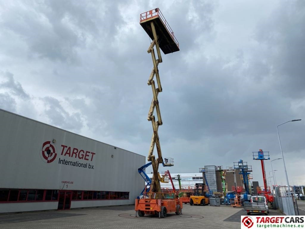 Plataforma de Tijera/ Plataforma de tesoura Holland Lift T210DL25 4WD Diesel T-210DL25 Scissor WorkLift 23M: foto 6 Plataforma de Tijera/ Plataforma de tesoura Holland Lift T210DL25 4WD Diesel T-210DL25 Scissor WorkLift 23M: foto 6