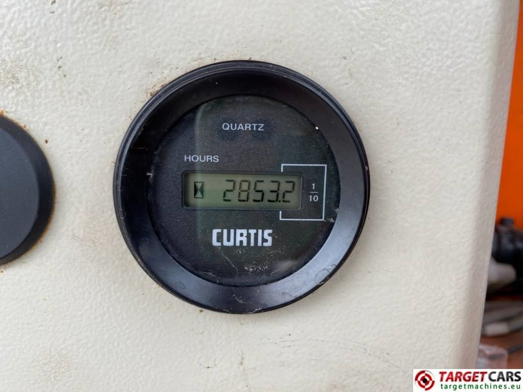 Plataforma de Tijera/ Plataforma de tesoura Holland Lift T210DL25 4WD Diesel T-210DL25 Scissor WorkLift 23M: foto 12 Plataforma de Tijera/ Plataforma de tesoura Holland Lift T210DL25 4WD Diesel T-210DL25 Scissor WorkLift 23M: foto 12