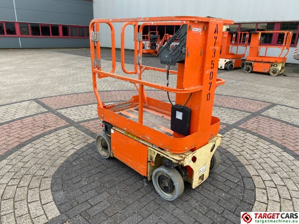 JLG 1230ES Electric Vertical Mast Work Lift 566cm - Plataforma de mastro vertical: foto 4 JLG 1230ES Electric Vertical Mast Work Lift 566cm - Plataforma de mastro vertical: foto 4