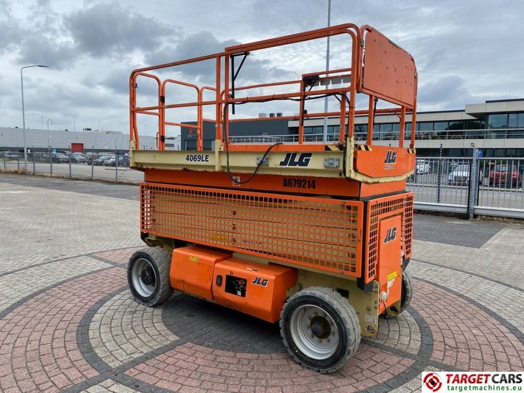 JLG 4069LE Electric Scissor Work Lift 1419cm - Plataforma de Tijera/ Plataforma de tesoura: foto 2 JLG 4069LE Electric Scissor Work Lift 1419cm - Plataforma de Tijera/ Plataforma de tesoura: foto 2