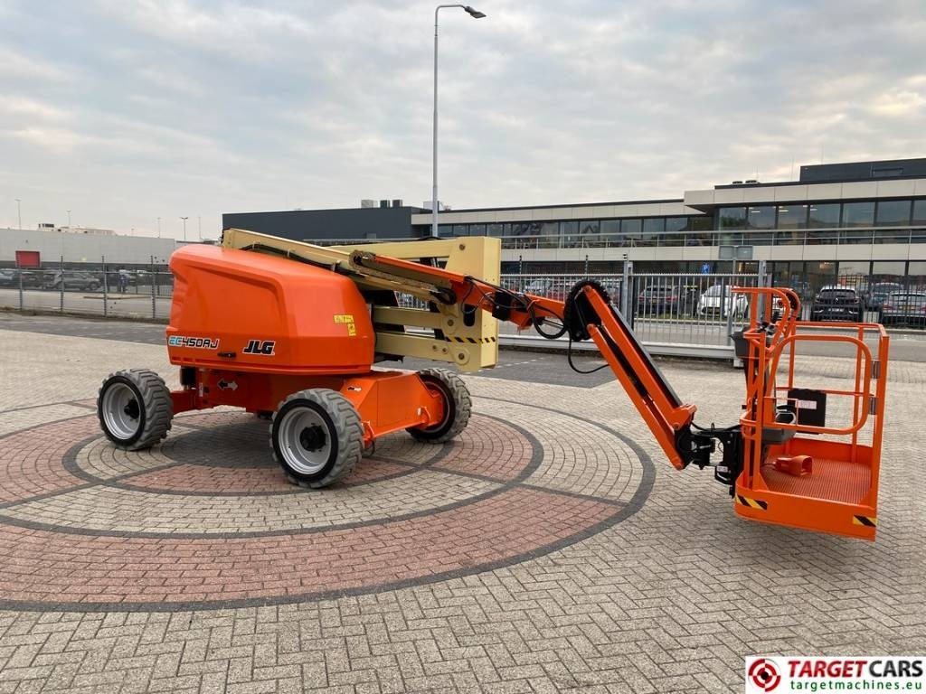 JLG EC450AJ Lithium-Ion Articulated Boom Lift 1572cm - Plataforma articulada: foto 2 JLG EC450AJ Lithium-Ion Articulated Boom Lift 1572cm - Plataforma articulada: foto 2