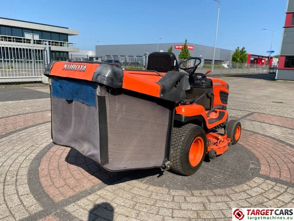 Kubota G23/LD Mower 4WD G23 Diesel 122cm - Cortador de grama: foto 3 Kubota G23/LD Mower 4WD G23 Diesel 122cm - Cortador de grama: foto 3