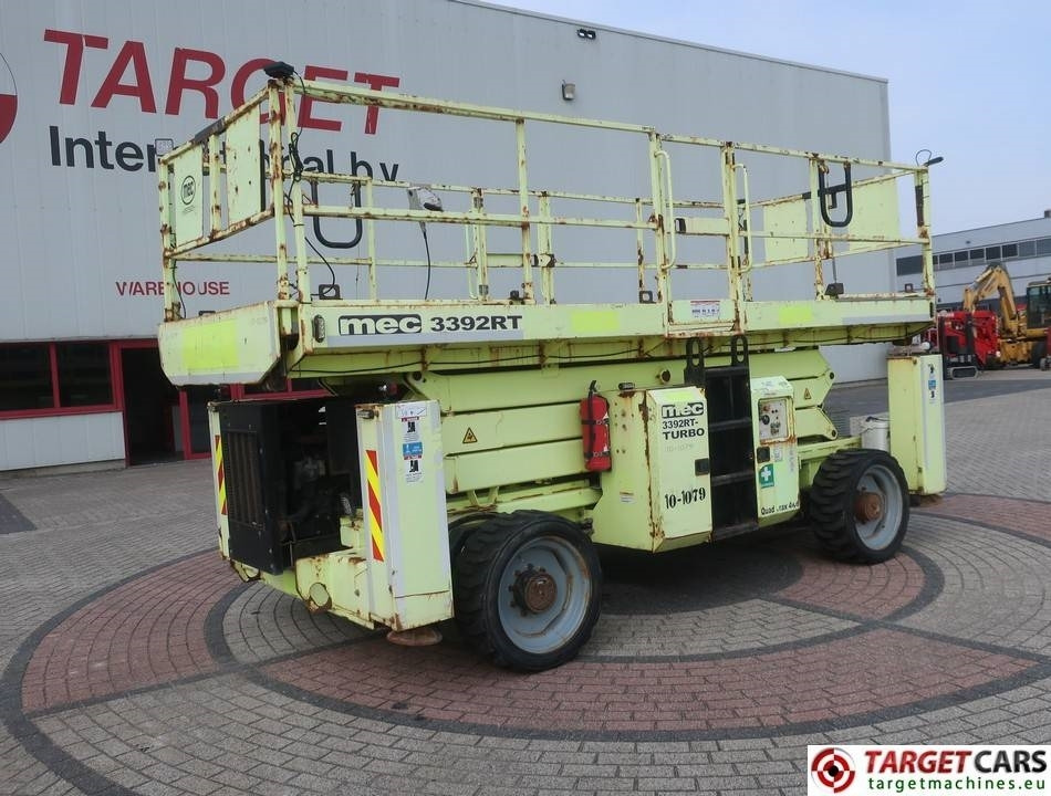 MEC 3392RT-T Diesel 4x4 Scissor Work Lift 1200cm - Plataforma de Tijera/ Plataforma de tesoura: foto 1 MEC 3392RT-T Diesel 4x4 Scissor Work Lift 1200cm - Plataforma de Tijera/ Plataforma de tesoura: foto 1