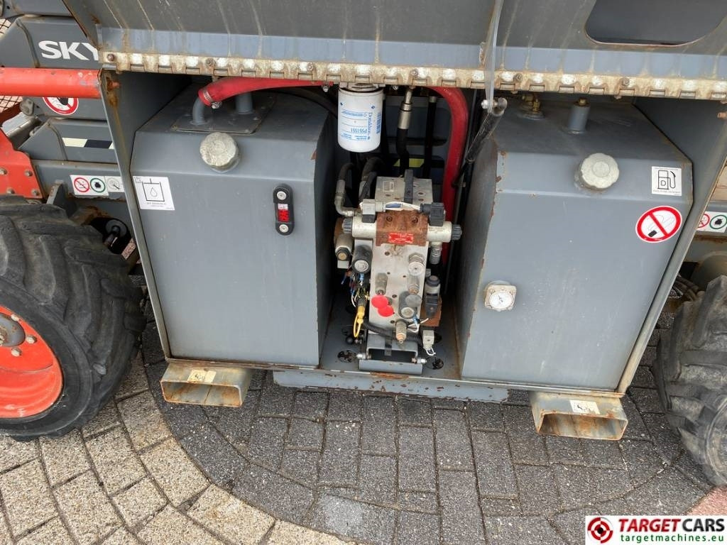 Plataforma de Tijera/ Plataforma de tesoura SkyJack SJ6832RT Diesel 4x4 Scissor 6832 Work Lift 1180cm: foto 14 Plataforma de Tijera/ Plataforma de tesoura SkyJack SJ6832RT Diesel 4x4 Scissor 6832 Work Lift 1180cm: foto 14