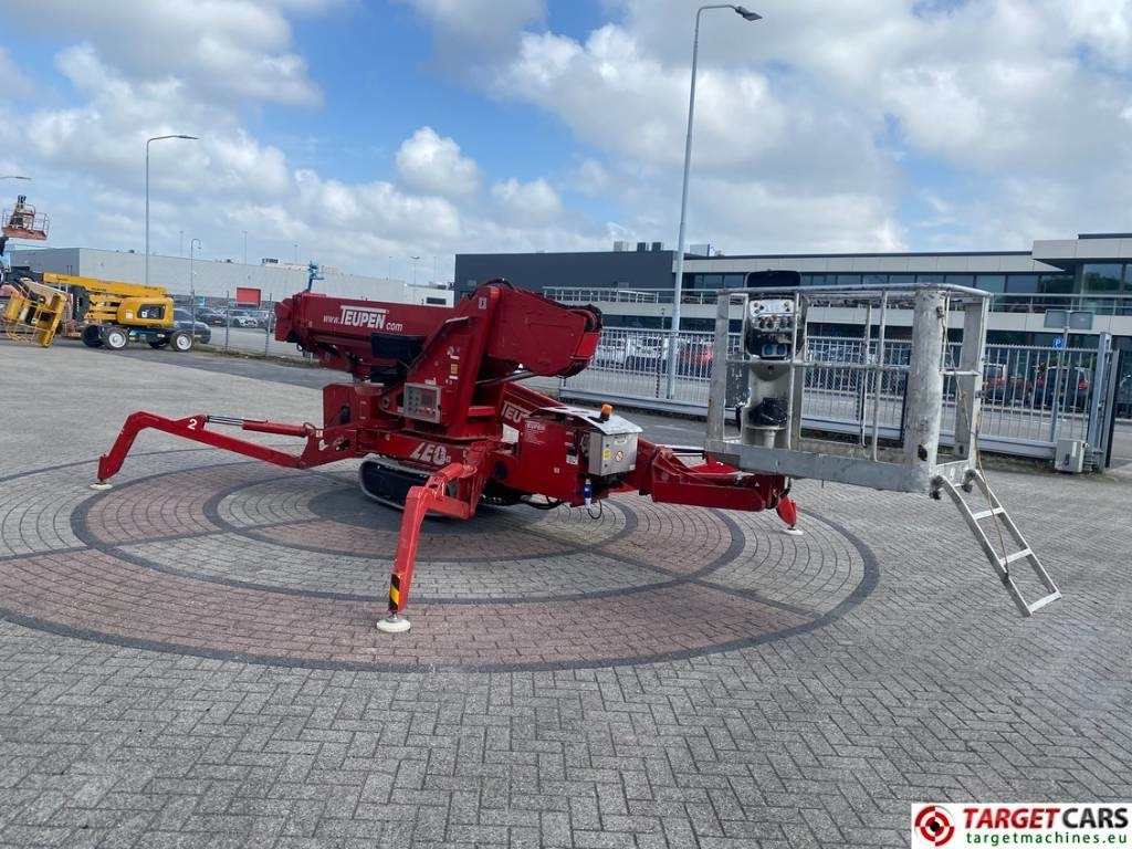 Teupen Leo 23GT Tracked Bi-Fuel Boom Work Lift 2300cm - Plataforma telescópica: foto 2 Teupen Leo 23GT Tracked Bi-Fuel Boom Work Lift 2300cm - Plataforma telescópica: foto 2
