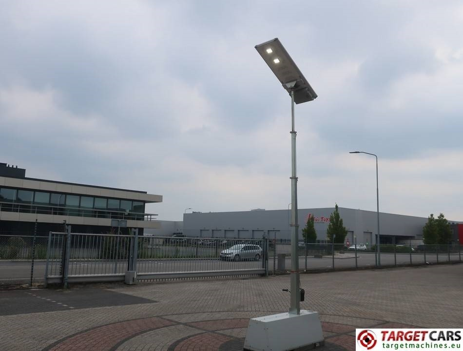 Torre de iluminação Trime X-Pole Solar Panel 50W Led Tower Light: foto 7