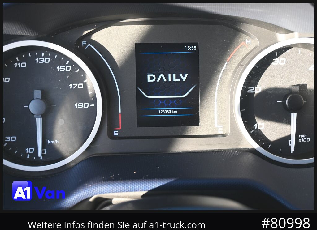 IVECO Daily 72C18 A8V Pritsche/Plane, Tempomat, AHK, Klima - Furgão de toldo: foto 5 IVECO Daily 72C18 A8V Pritsche/Plane, Tempomat, AHK, Klima - Furgão de toldo: foto 5