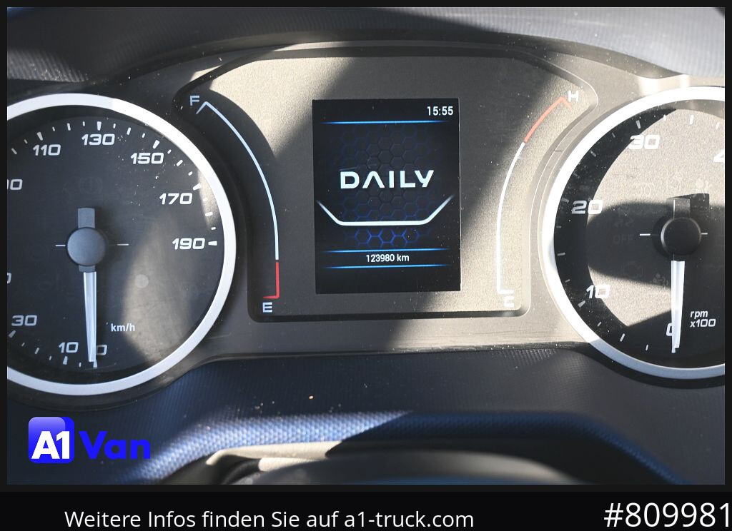 IVECO Daily 72C18 A8V Pritsche/Plane, Tempomat, AHK, Klima - Furgão caixa aberta: foto 5 IVECO Daily 72C18 A8V Pritsche/Plane, Tempomat, AHK, Klima - Furgão caixa aberta: foto 5