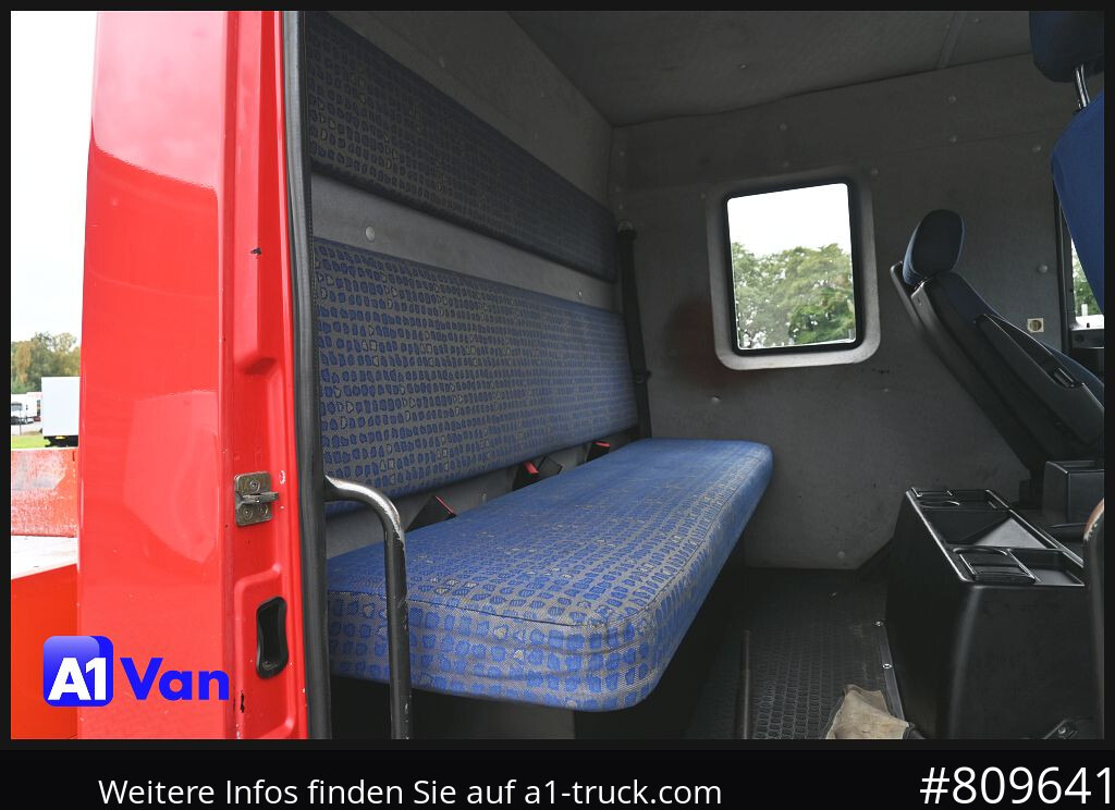 MAN MAN LE 8.180 Pritsche Doka, Automatik, AHK, 6-Sitzer - Furgão caixa aberta: foto 3 MAN MAN LE 8.180 Pritsche Doka, Automatik, AHK, 6-Sitzer - Furgão caixa aberta: foto 3