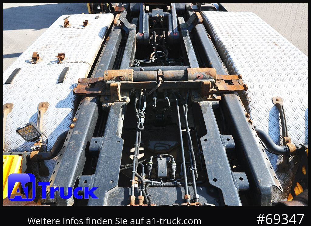 MAN TGX 26.460 XLX BL 6x2, Meiller, Funk - Caminhão polibenne: foto 3 MAN TGX 26.460 XLX BL 6x2, Meiller, Funk - Caminhão polibenne: foto 3