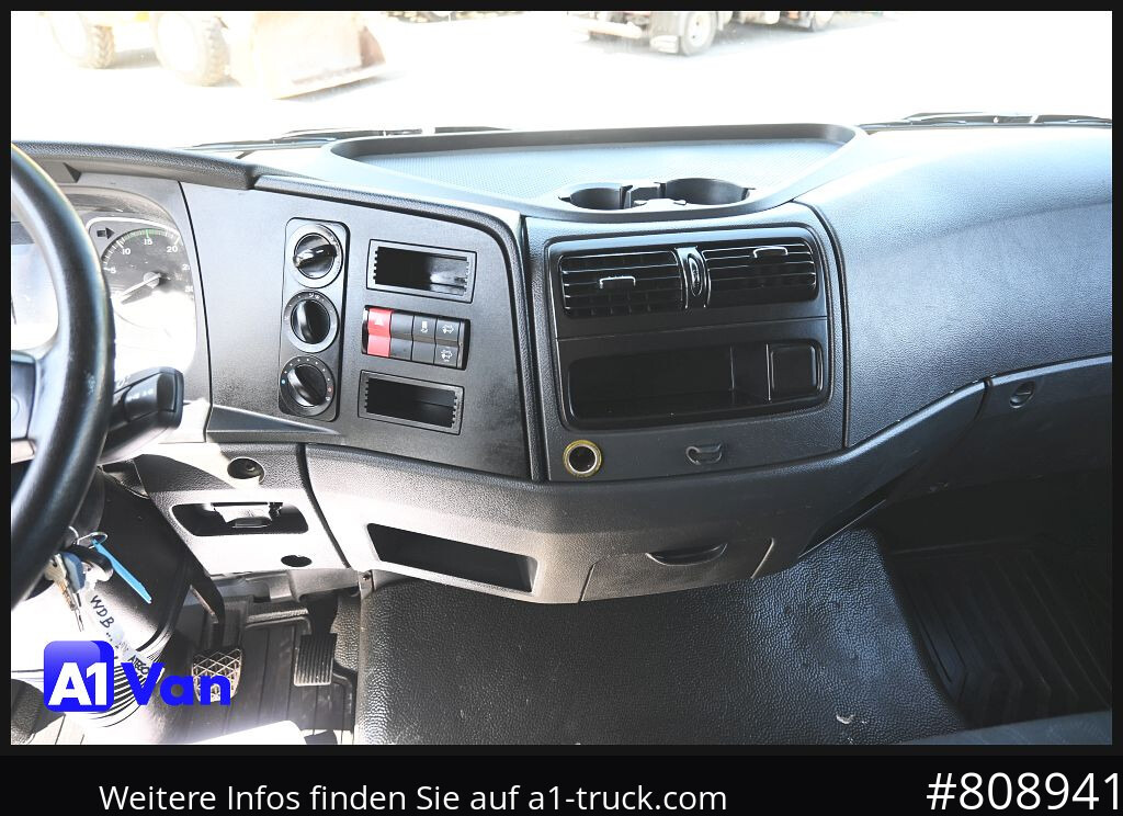 MERCEDES-BENZ Atego 816 Pritsche, 7 Meter lang , Automatik - Camião de caixa aberta/ Plataforma: foto 4 MERCEDES-BENZ Atego 816 Pritsche, 7 Meter lang , Automatik - Camião de caixa aberta/ Plataforma: foto 4
