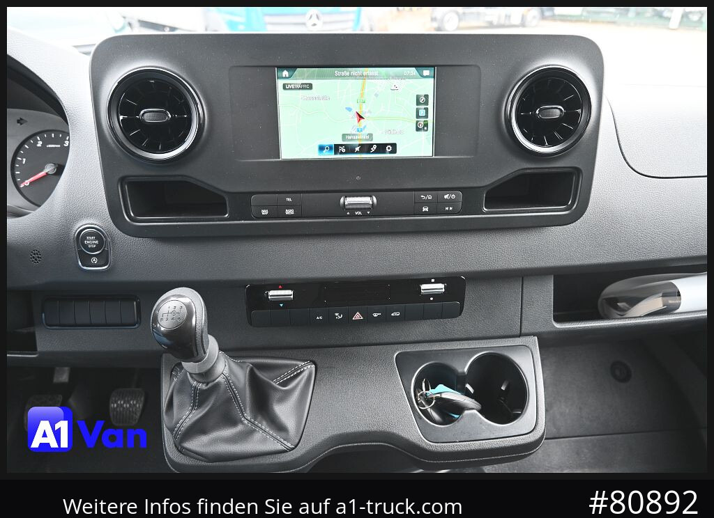 MERCEDES-BENZ Sprinter 317 CDI Fahrgestell, NEU, Klima, Tempomat, 3-Sitzer - Caminhão chassi: foto 3 MERCEDES-BENZ Sprinter 317 CDI Fahrgestell, NEU, Klima, Tempomat, 3-Sitzer - Caminhão chassi: foto 3