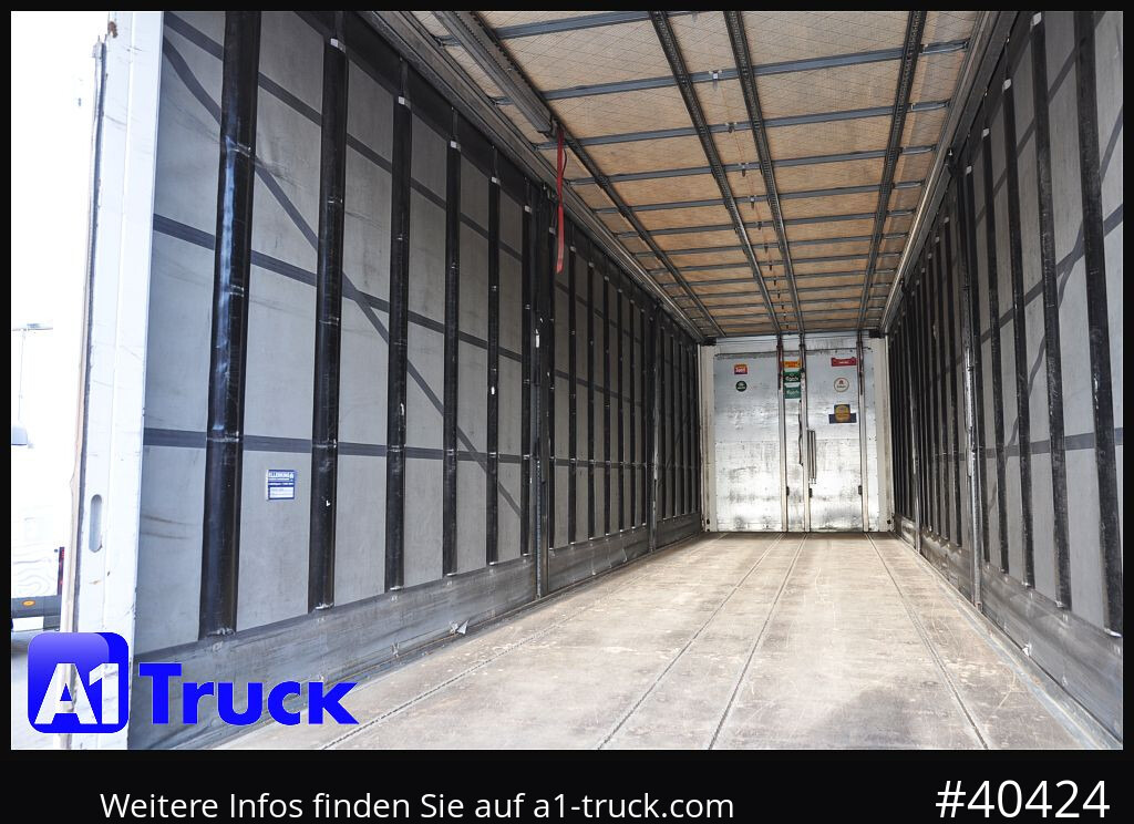 SCHMITZ Getränke, Lenkachse, LBW, Ladebordwand, kurzer Aufbau - Semi-reboque de lona: foto 3 SCHMITZ Getränke, Lenkachse, LBW, Ladebordwand, kurzer Aufbau - Semi-reboque de lona: foto 3