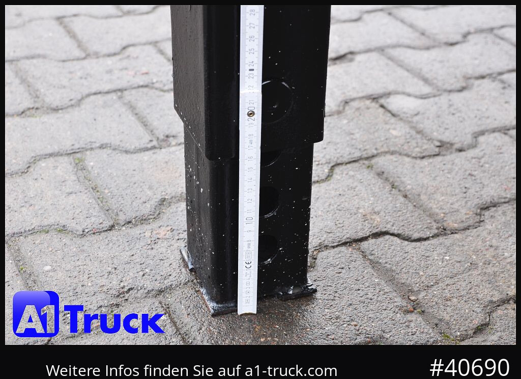 SPIER WB Koffer, 7,45, guter Zustand, verzinkt, Rolltor - Carroçaria para furgões: foto 3 SPIER WB Koffer, 7,45, guter Zustand, verzinkt, Rolltor - Carroçaria para furgões: foto 3