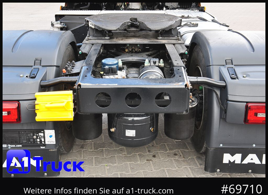 MAN TGX 18,480 BLS Intarder Standklima, Soundsysem - Tractor: foto 3 MAN TGX 18,480 BLS Intarder Standklima, Soundsysem - Tractor: foto 3