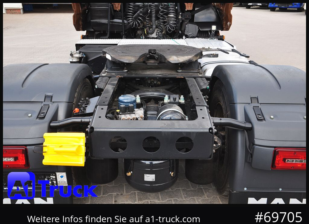 MAN TGX 18,480 BLS Intarder Standklima, Soundsysem - Tractor: foto 3 MAN TGX 18,480 BLS Intarder Standklima, Soundsysem - Tractor: foto 3