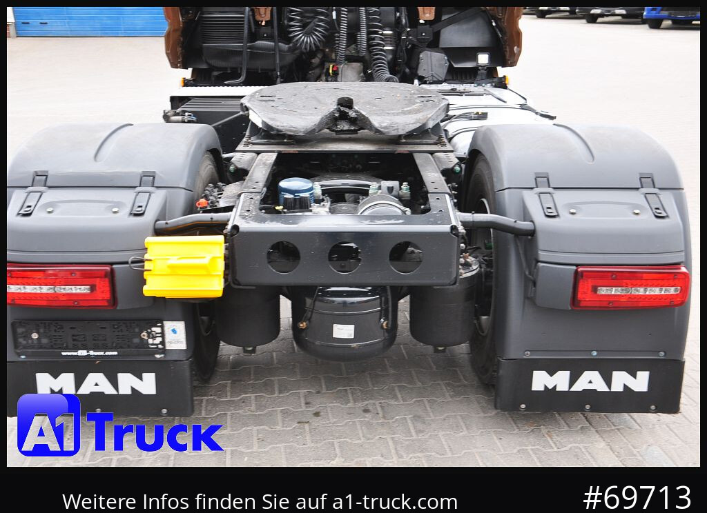 MAN TGX 18,480 BLS Intarder, Standklima, Soundsystem - Tractor: foto 3 MAN TGX 18,480 BLS Intarder, Standklima, Soundsystem - Tractor: foto 3